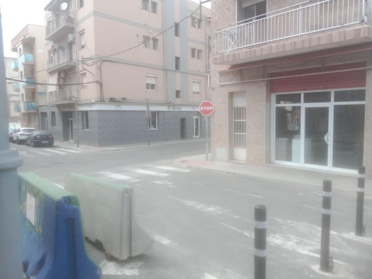 Habitacion Privada Tarragona Con Cocina Salon Y Terraza Piso Compartido Exterior photo