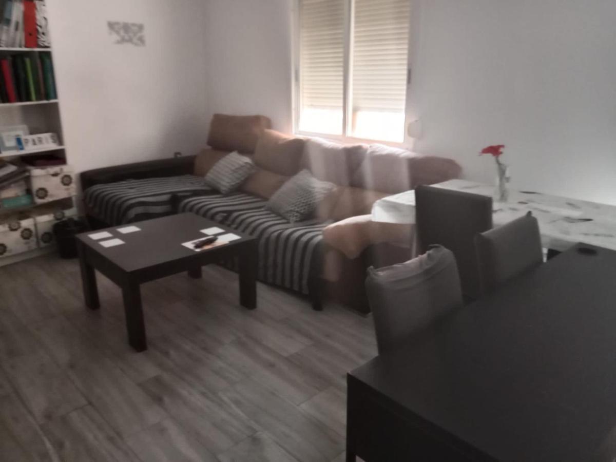 Habitacion Privada Tarragona Con Cocina Salon Y Terraza Piso Compartido Exterior photo