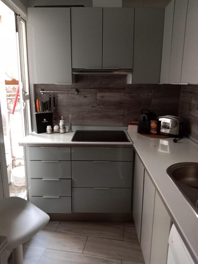 Habitacion Privada Tarragona Con Cocina Salon Y Terraza Piso Compartido Exterior photo